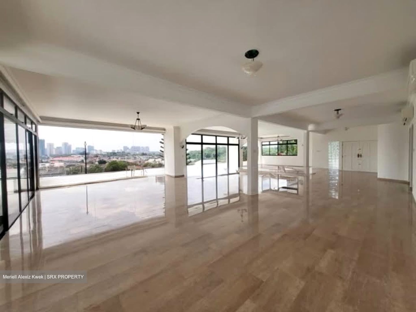 Fifth Avenue (D10), Detached #544435201
